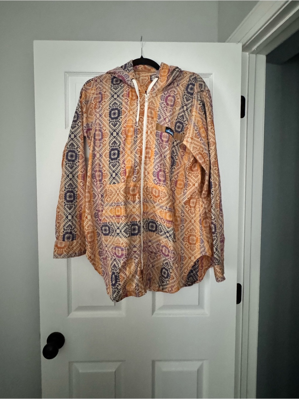 Kavu Patterned Hooded Zip Shirt Jacket
